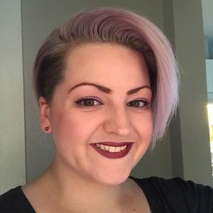 Meet your Posher, Abby